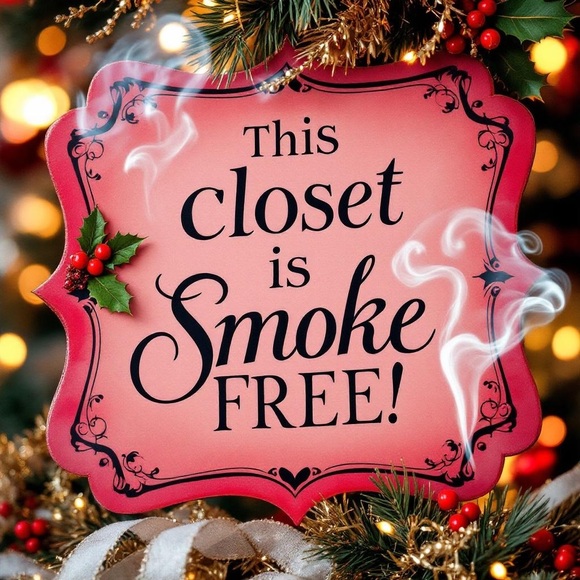 AD💥 SMOKE FREE Closet!! - Picture 1 of 7